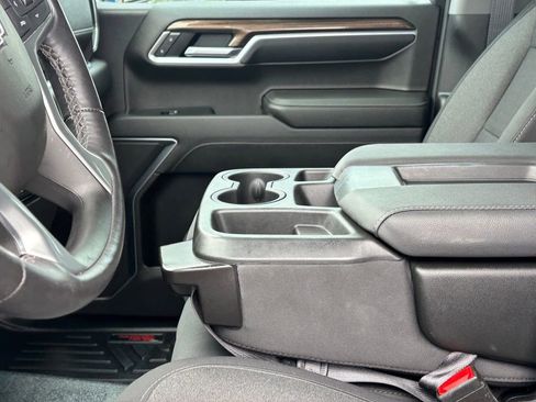 Used 2022 Chevrolet Silverado 1500 RST image 10