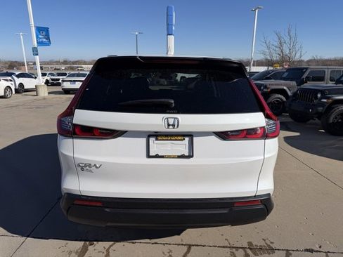 Certified 2024 Honda CR-V EX image 6