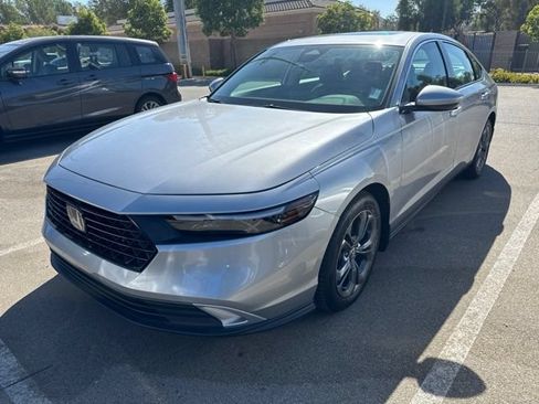 Used 2023 Honda Accord EX image 2