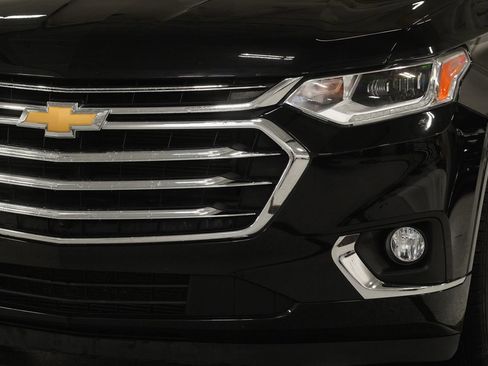 Used 2019 Chevrolet Traverse High Country w/ LPO, Floor Liner Package image 8