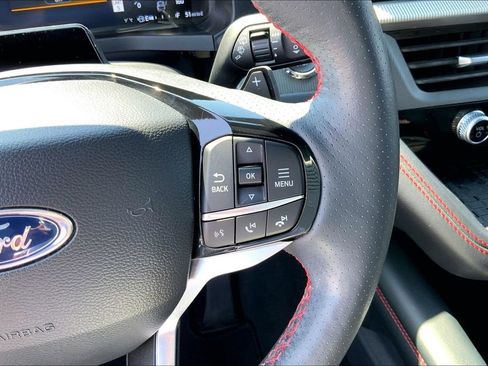 Used 2025 Ford Explorer ST AWD/4WD image 12