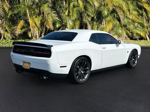 Used 2022 Dodge Challenger R/T Scat Pack w/ Driver Convenience Group image 5