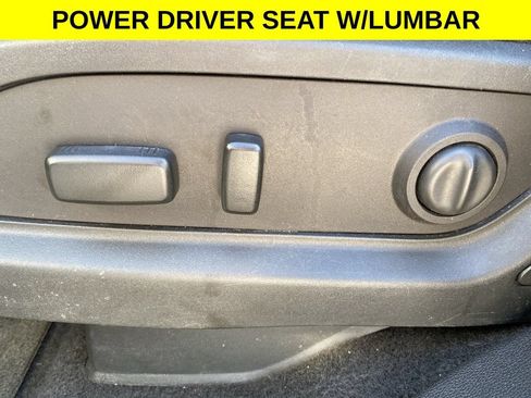 Used 2015 Chevrolet Traverse LT FWD image 11