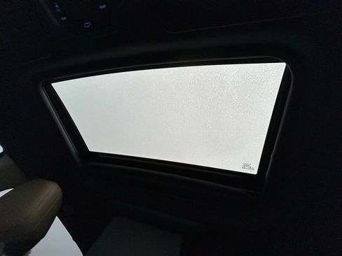 Used 2021 Toyota Sienna XLE image 32