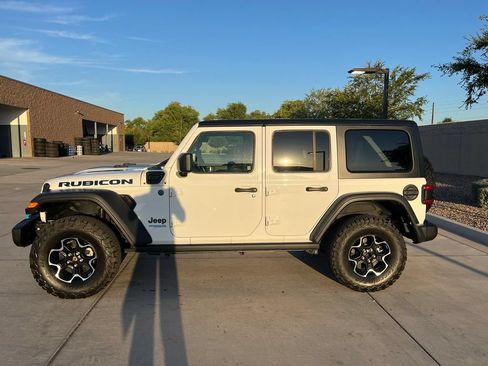 Used 2022 Jeep Wrangler Unlimited Rubicon 4xe w/ Steel Bumper Group AWD/4WD image 11