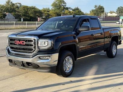 Used 2017 GMC Sierra 1500 SLE w/ SLE Value Package