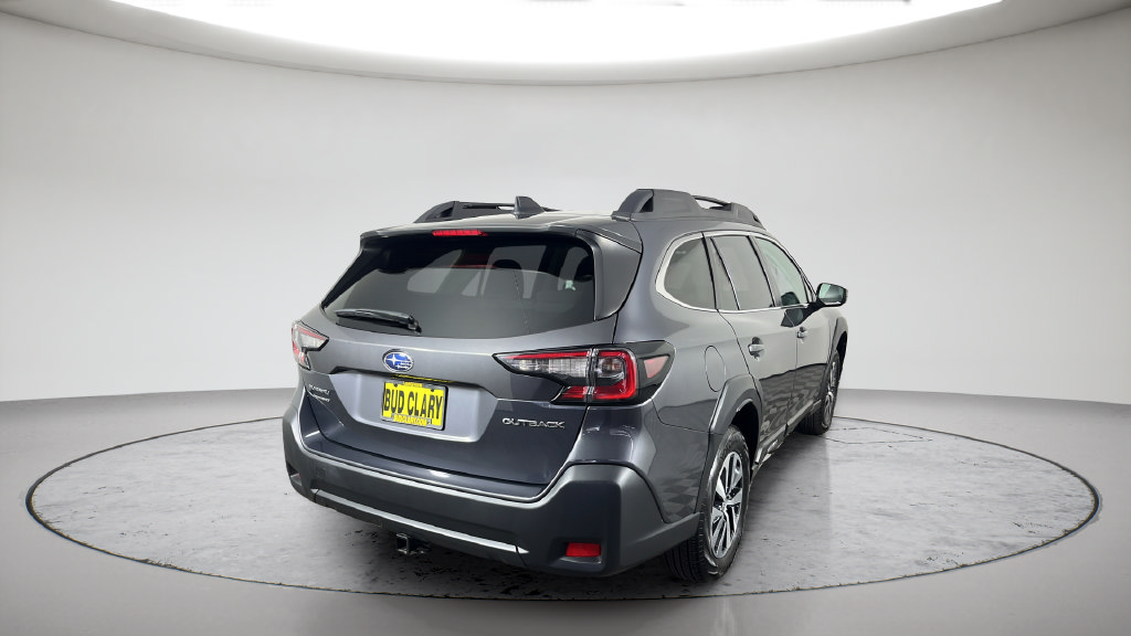 Used 2023 Subaru Outback Premium AWD/4WD image 8