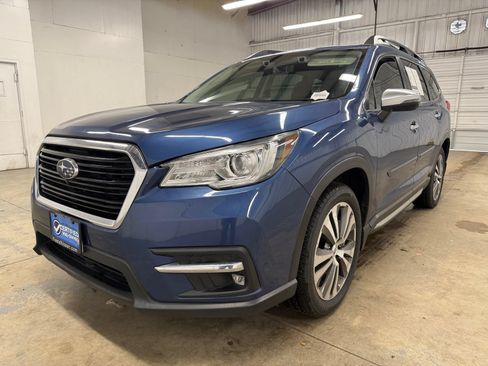 Used 2021 Subaru Ascent Touring w/ Popular Package #2 AWD/4WD image 2