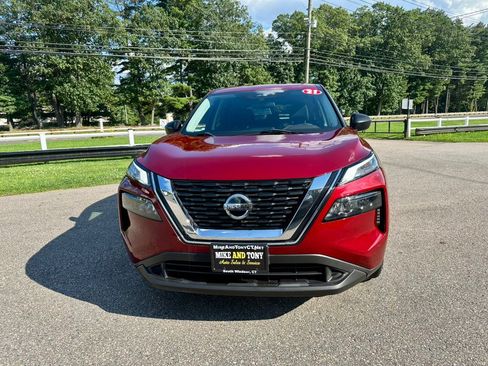 Used 2021 Nissan Rogue S AWD/4WD image 2