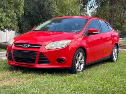 Used 2014 Ford Focus SE FWD image 10