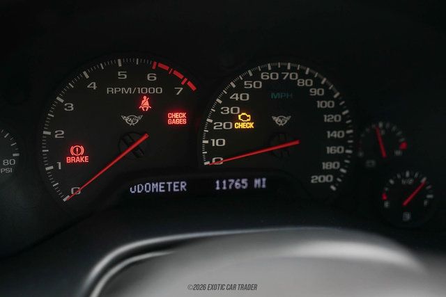 Used 2004 Chevrolet Corvette Convertible w/ Preferred Equipment Group RWD image 59