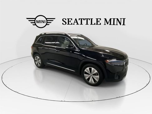 Used 2023 Mercedes-Benz EQB 250+ image 2