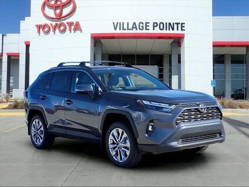 New 2025 Toyota RAV4 XLE Premium image 9