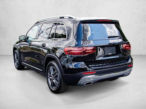 New 2026 Mercedes-Benz GLB 250 4MATIC image 7