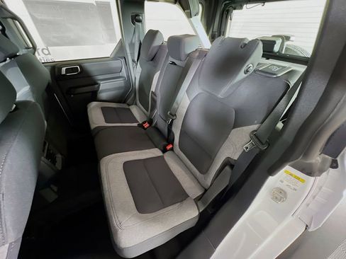 New 2025 Ford Bronco 4-Door image 25