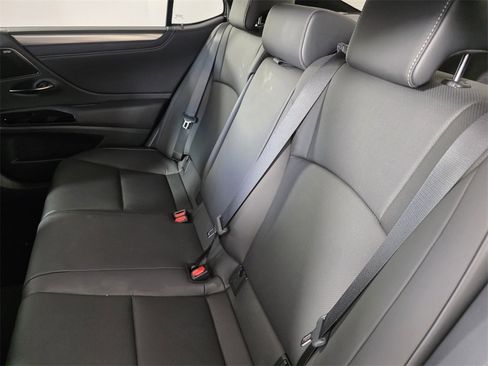 Used 2025 Lexus ES 350 F Sport image 16