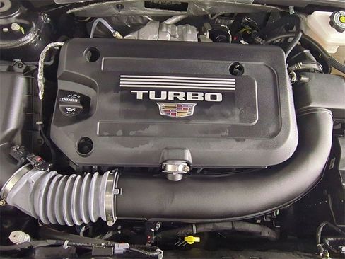 Used 2023 Cadillac XT4 Sport image 29