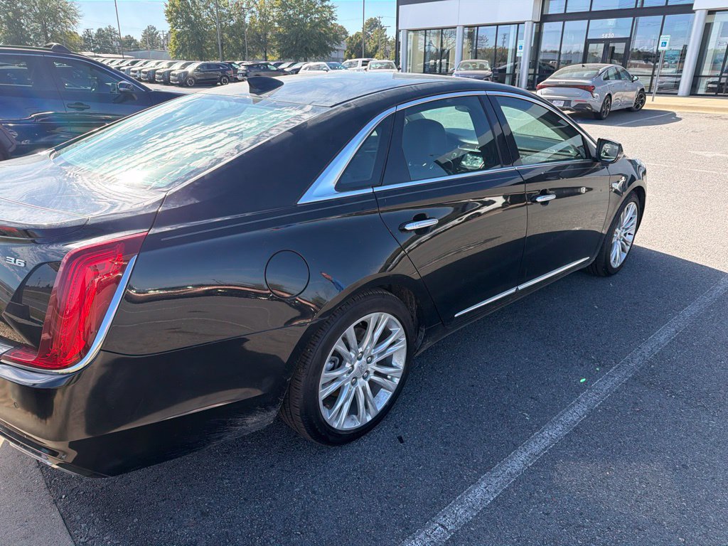 Used 2018 Cadillac XTS Luxury AWD/4WD image 4