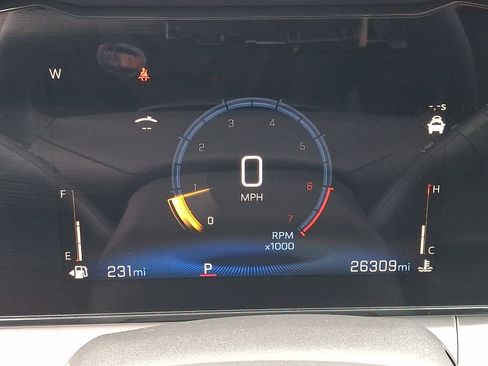 Used 2024 Chevrolet Trax LT w/ Driver Confidence Package FWD image 21