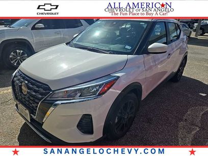 Used 2024 Nissan Kicks SV