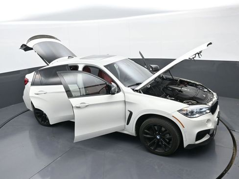 Used 2017 BMW X6 xDrive50i AWD/4WD image 38