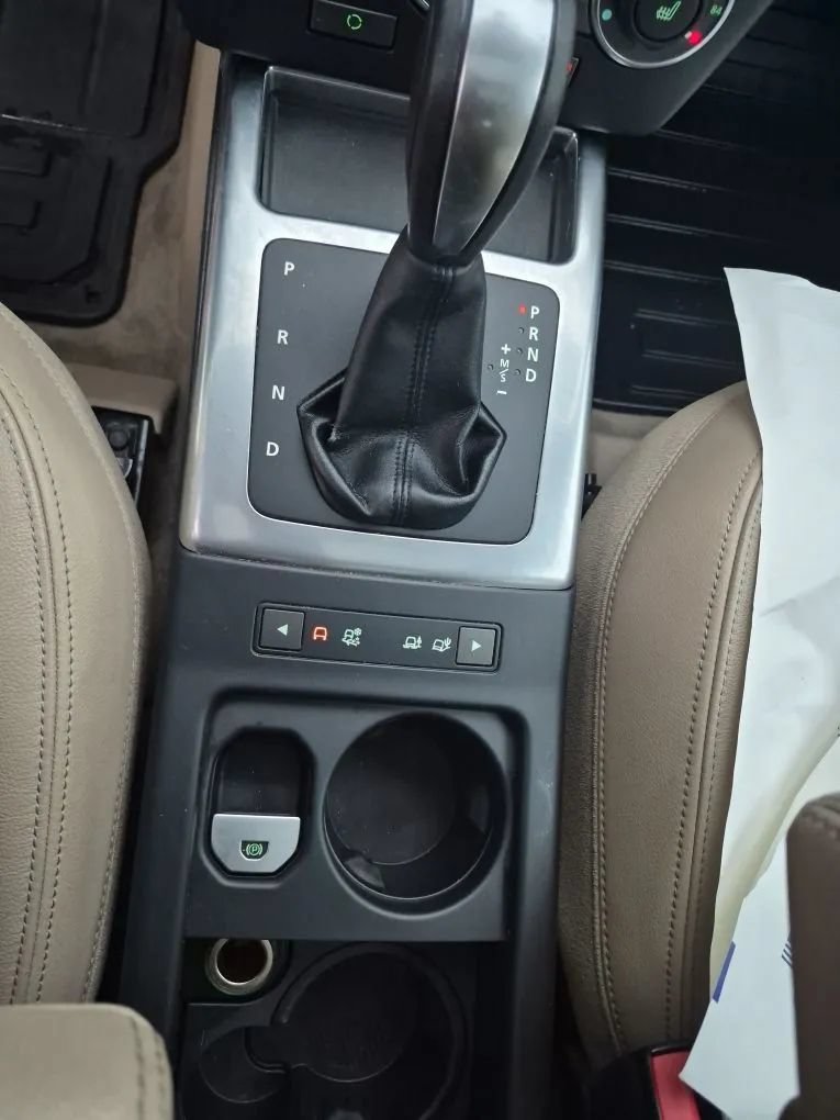 Used 2014 Land Rover LR2 HSE AWD/4WD image 17