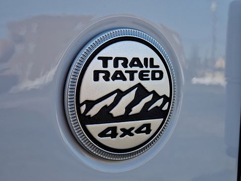 Used 2023 Jeep Gladiator Overland image 30