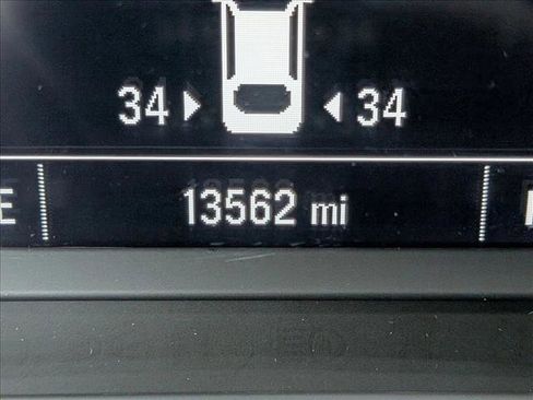 Used 2025 Chevrolet Trax LS image 10