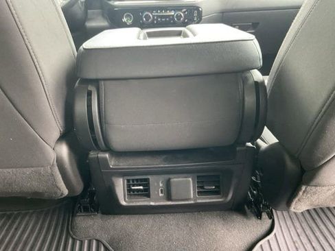 Used 2023 Chevrolet Silverado 1500 LT image 16