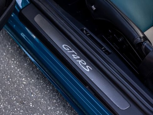 Used 2023 Porsche 718 Cayman GT4 RS RWD image 34