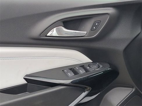 New 2026 Chevrolet Trax LT w/ Driver Confidence Package image 20