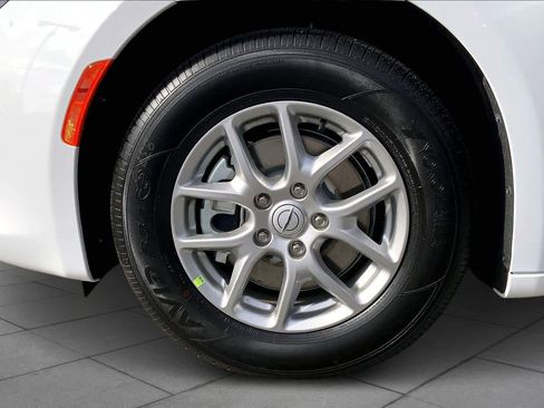 New 2026 Chrysler Voyager LX image 8