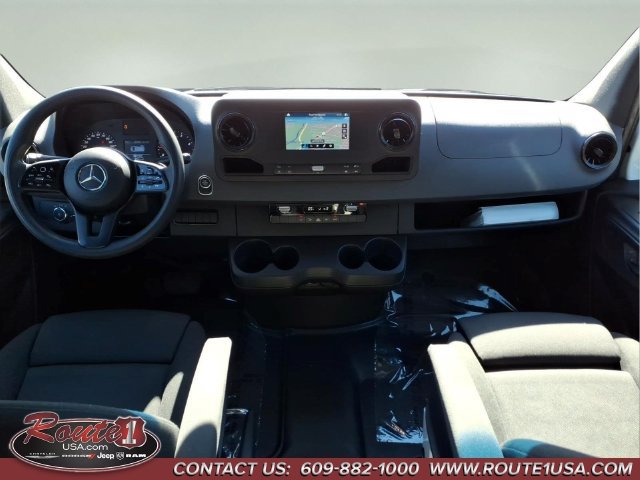Used 2020 Mercedes-Benz Sprinter 3500 image 10