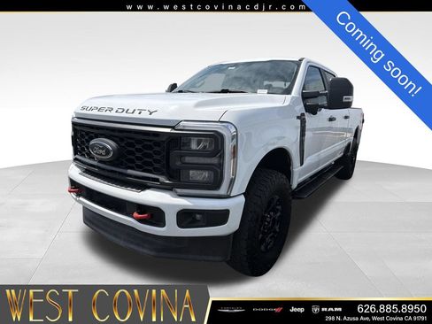 Used 2024 Ford F250 XL w/ STX Appearance Package AWD/4WD image 2