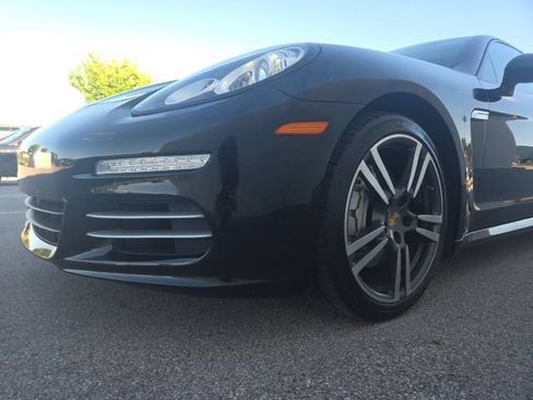 Used 2014 Porsche Panamera 4S AWD/4WD image 18