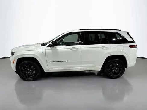 Used 2023 Jeep Grand Cherokee 30th Anniversary image 10