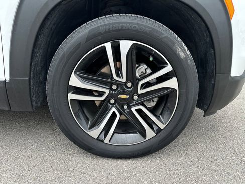 Used 2024 Chevrolet TrailBlazer LT w/ Driver Confidence Package FWD image 15