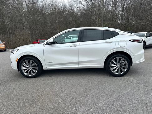 New 2026 Buick Envista Avenir image 9