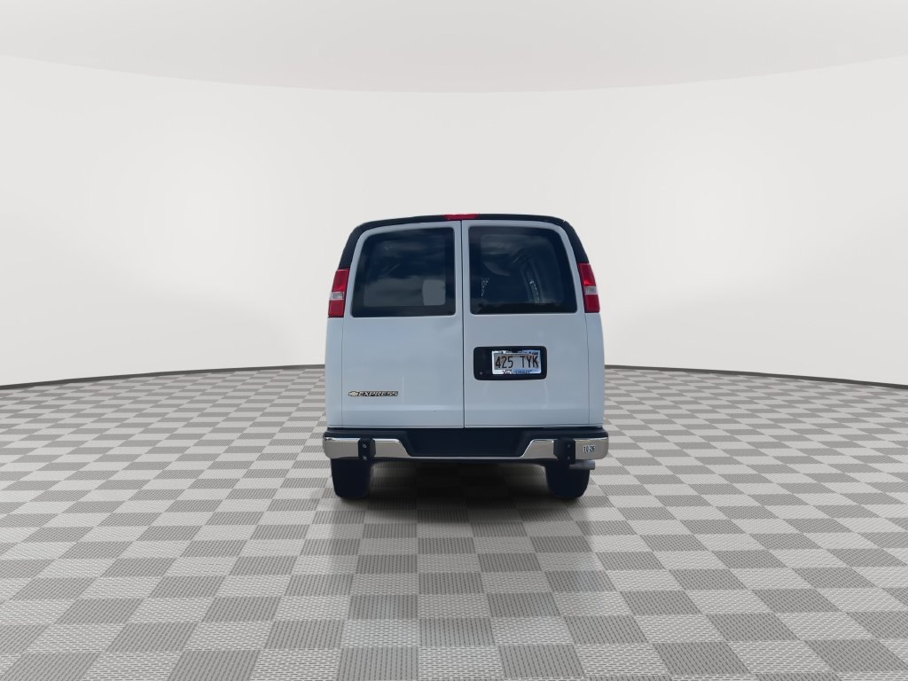 Used 2025 Chevrolet Express 2500 w/ Driver Convenience Package RWD image 7
