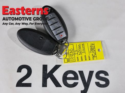 Used 2023 Nissan Altima 2.5 SR w/ SR Premium Package AWD/4WD image 25