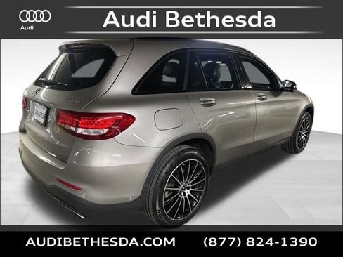 Used 2019 Mercedes-Benz GLC 300 4MATIC image 7