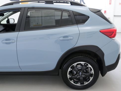 Used 2023 Subaru Crosstrek 2.0i Premium image 6