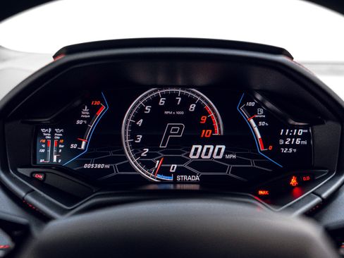 Used 2021 Lamborghini Huracan EVO RWD image 51