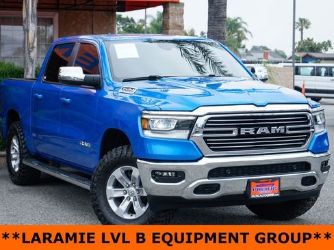 Used 2023 RAM 1500 Laramie AWD/4WD image 2