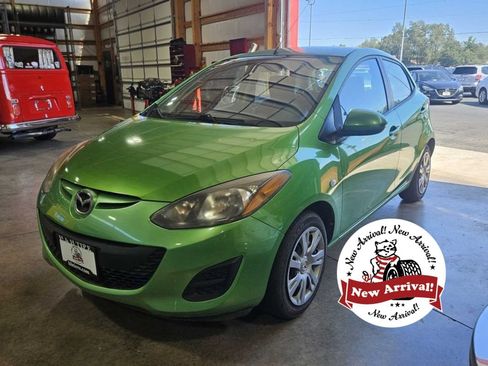 Used 2011 MAZDA MAZDA2 Sport FWD image 1