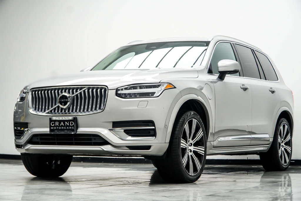 Used 2024 Volvo XC90 T8 Plus AWD/4WD image 12