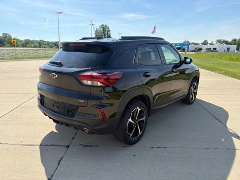 Used 2022 Chevrolet TrailBlazer RS w/ Sun and Liftgate Package AWD/4WD image 6