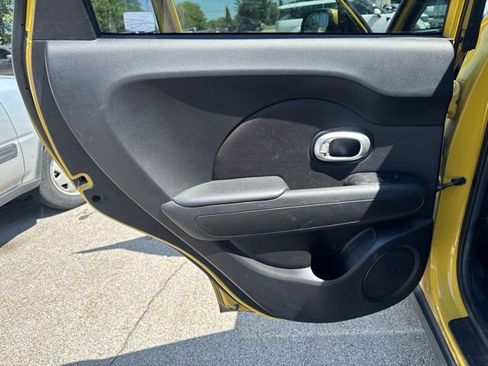 Used 2015 Kia Soul + FWD image 13