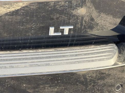 New 2026 Chevrolet Suburban LT w/ Comfort Package image 9