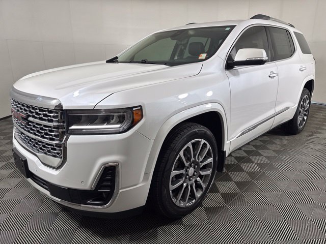 Used 2020 GMC Acadia Denali w/ Technology Package AWD/4WD image 8